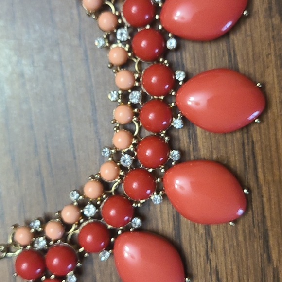 NECKLACE & EARRING SET - Picture 3 of 5